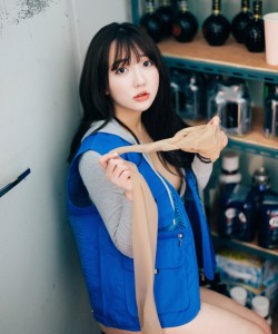 YeEun  Convenience Store Part Timer [63P-1.38G]
